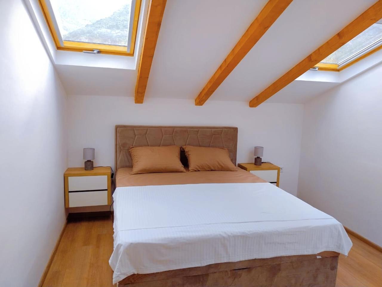 Apartment Dora Kotor Extérieur photo